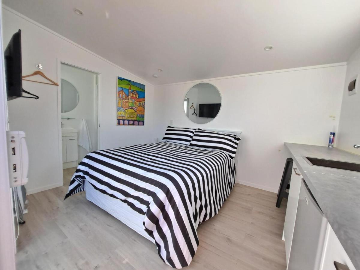 Pod Bach On Tweed Tauranga Exterior foto